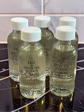 Youth to the People Superfood Cleanser 1 oz pack of 5